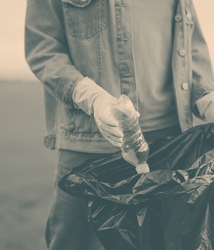 Sběr plastových láhví